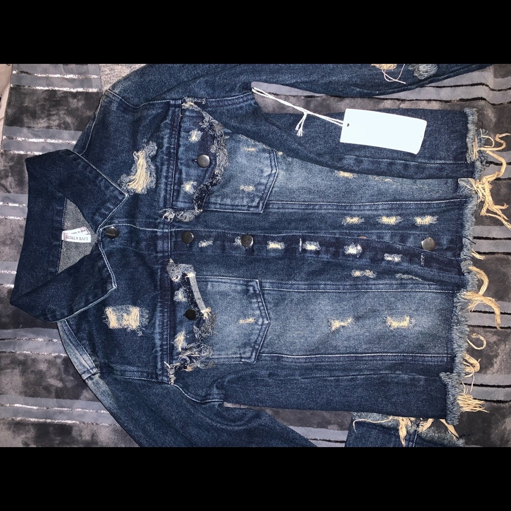 Jean jacket - Picture 6 of 7